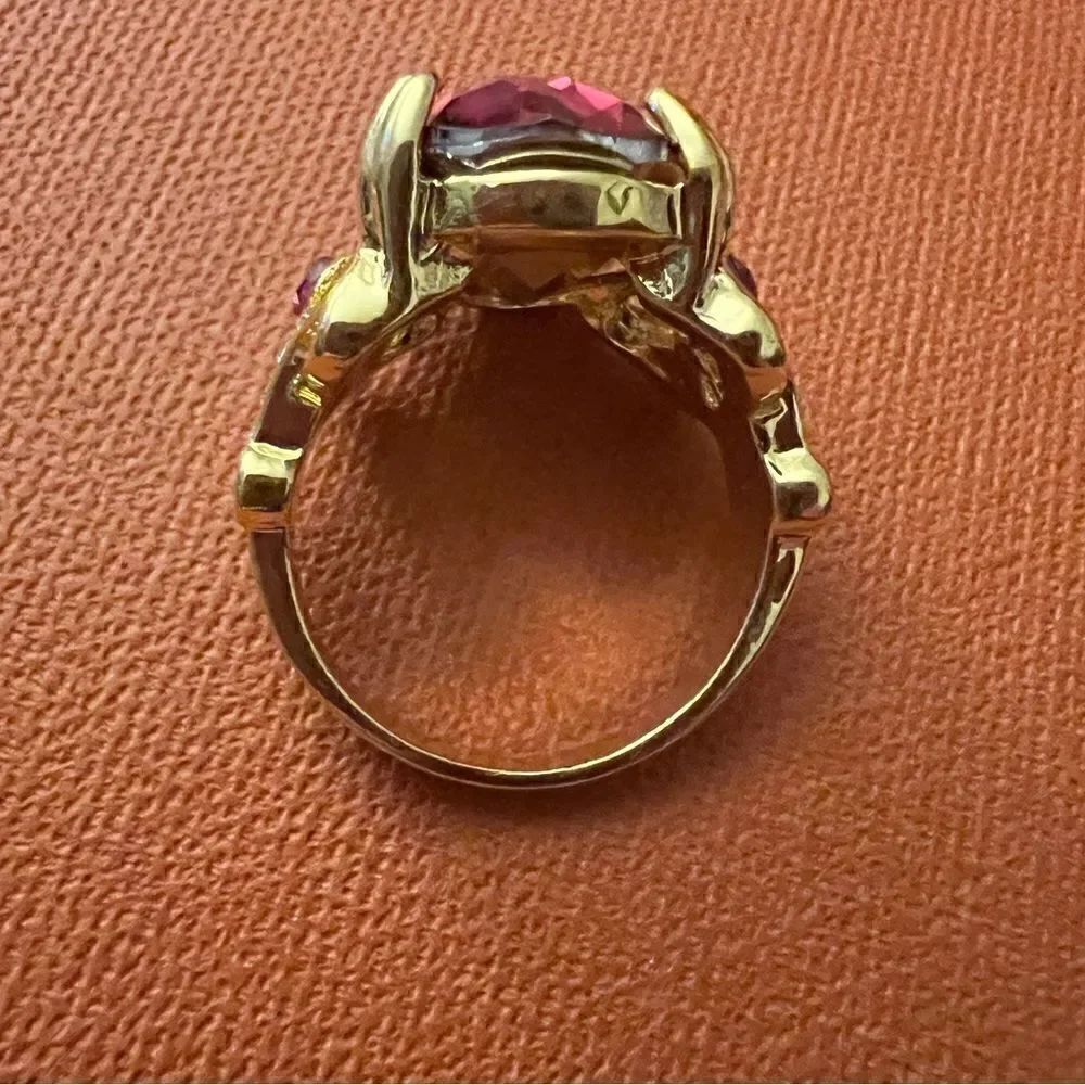 ♥️ NEW ruby red crystal cocktail ring ♥️ - Picture 3 of 6